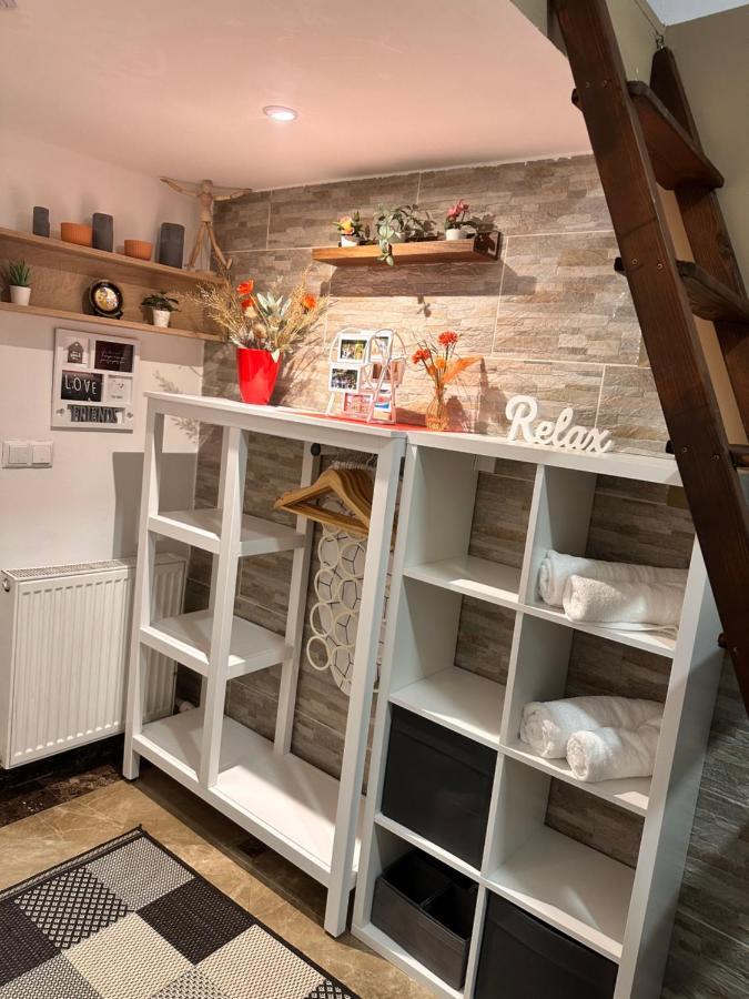 As Small As Caravans Viena Exterior foto